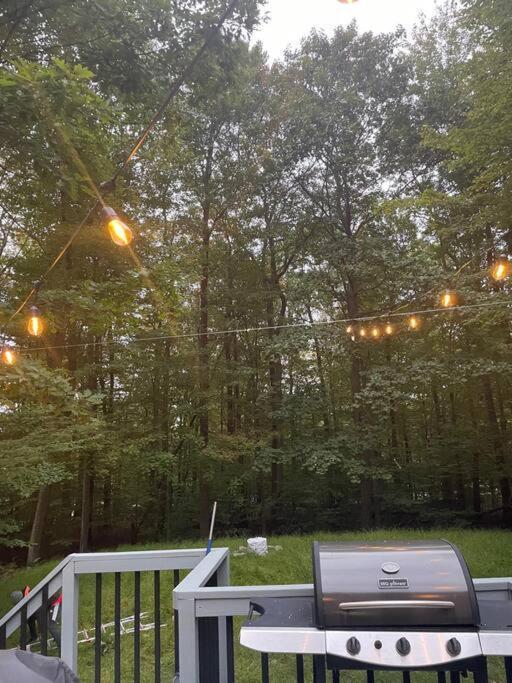 فيلا Poconos Peaceful Retreat - Families & Large Groups Tobyhanna المظهر الخارجي الصورة